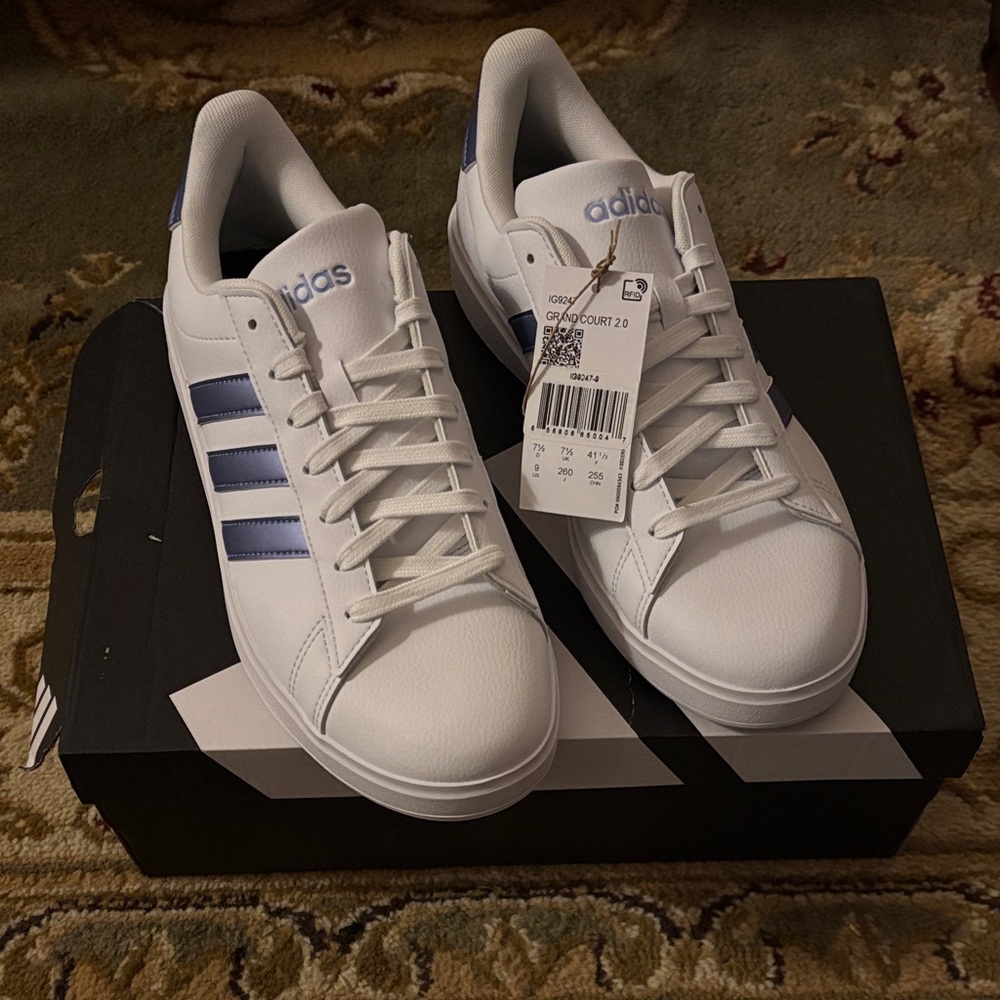 NEW Adidas Grand Court 2.0 White Blue Spark Metallic Size 9
